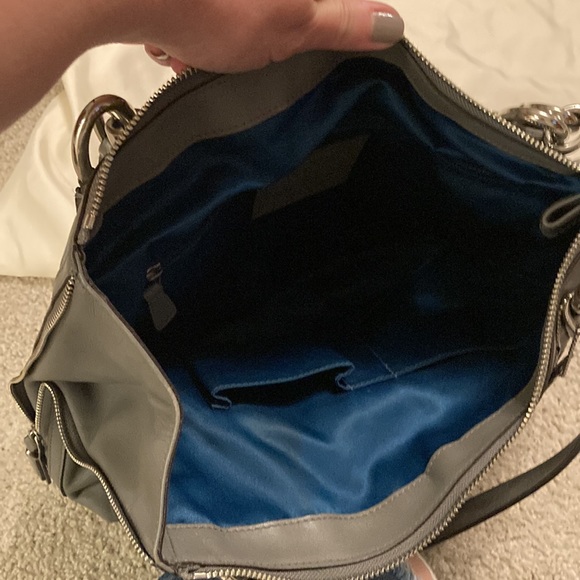 Coach gray shoulder bag - Picture 4 of 5